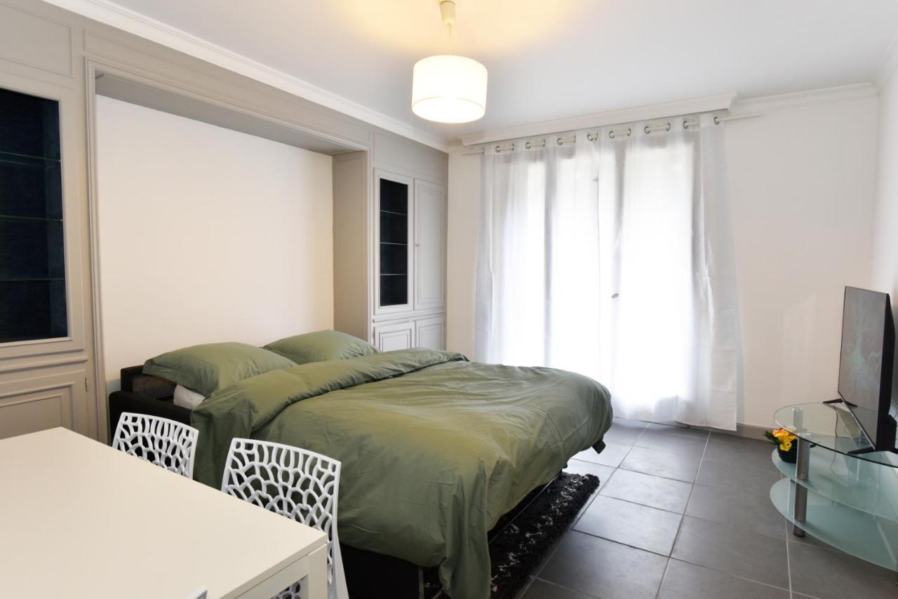 Confortable T2 Avec Parking Prive Au Centre De Brive Exterior photo
